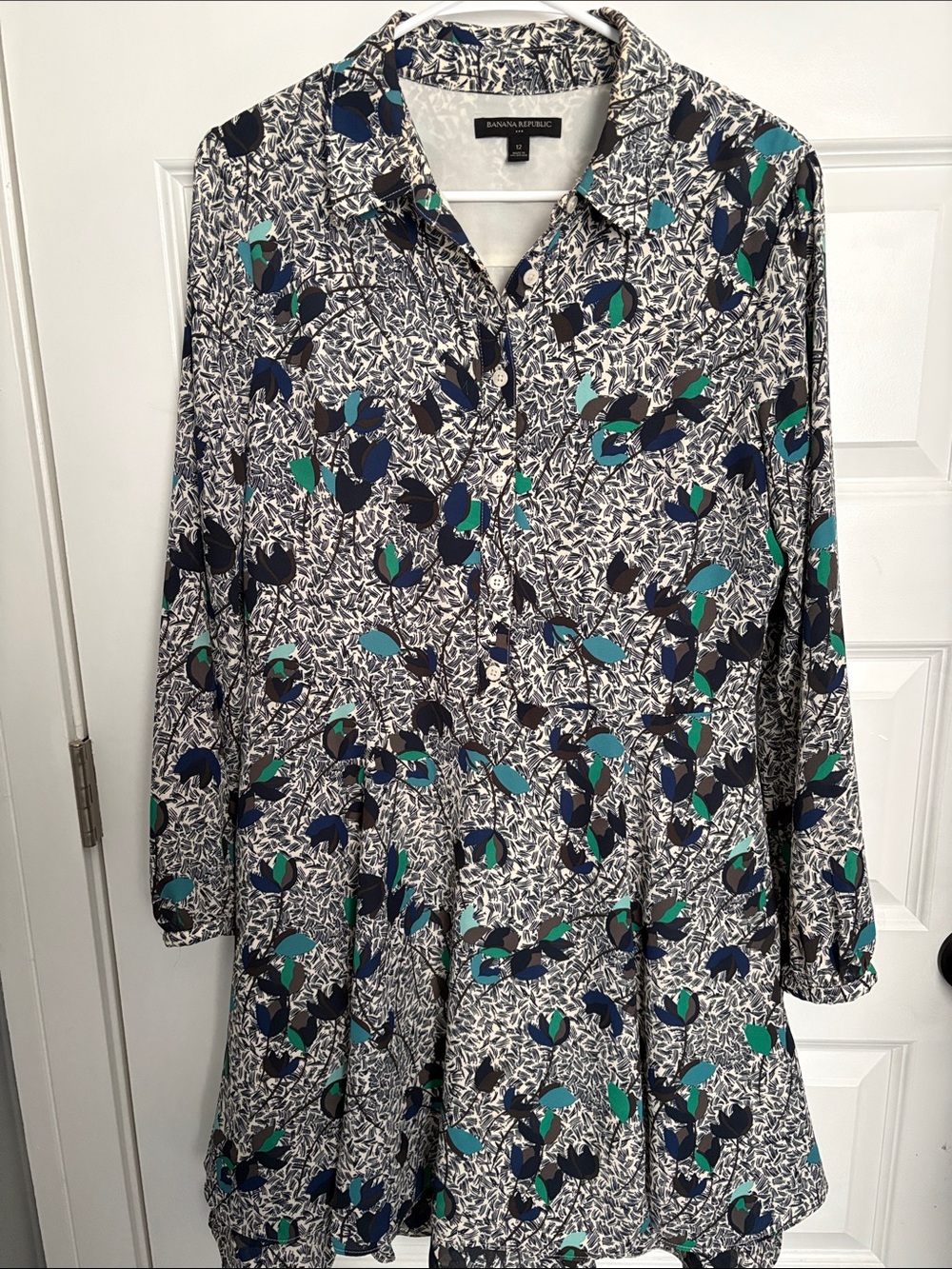 Banana Republic Navy, Teal & Black Printed Button-Front Tunic